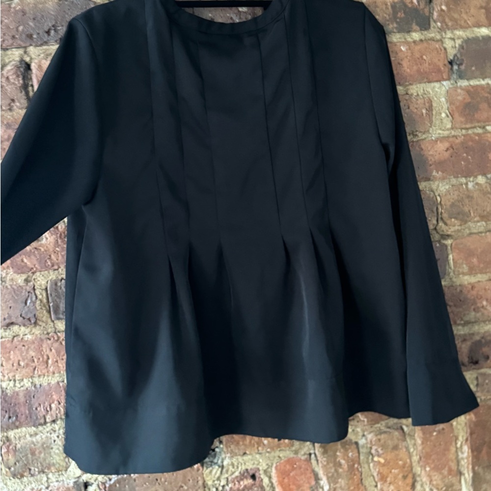 Banana Republic Factory Black Swing blouse